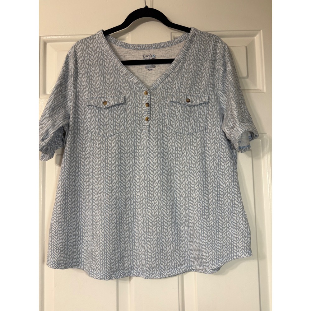 Croft & Barrow | Short Sleeve Henley Herringbone Top | Large || Blue/White|